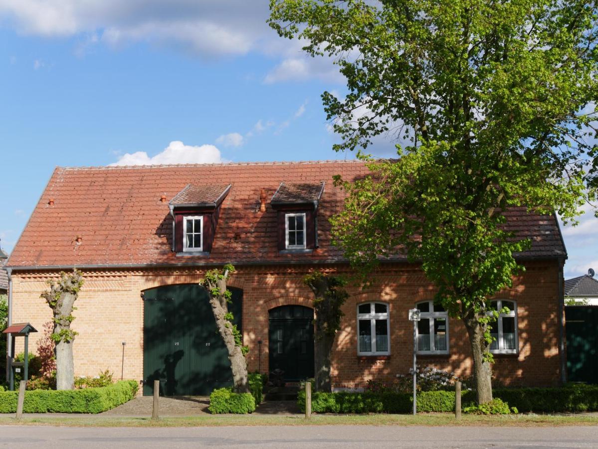 Lindenhof, Wohnung 1, Giebel Vipperow المظهر الخارجي الصورة